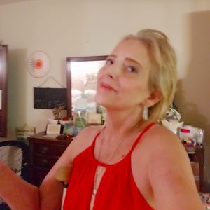 Meet your Posher, Stacy